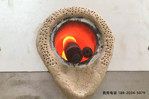 中頻感應(yīng)電爐-攪拌增碳操作過(guò)程也不能忽視