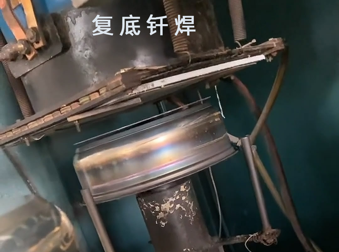 高頻釬焊機、水壺釬焊機和發(fā)熱盤釬焊/焊接都是涉及到金屬連接技術(shù)的專業(yè)領(lǐng)域