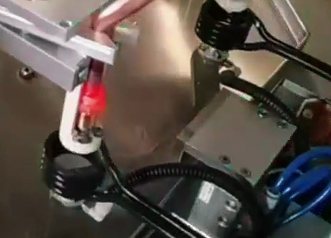 雙工位自動化高頻釬焊設備專為銅管自動化焊接設計