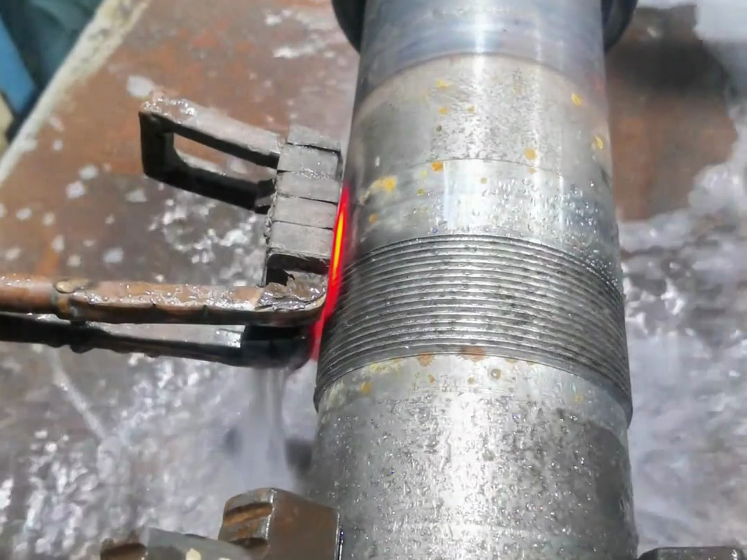 直徑 320mm 模具淬火熱處理:超音頻與中頻設備的適配邏輯(圖2) 直徑 320mm 模具淬火熱處理:超音頻與中頻設備的適配邏輯(圖2)