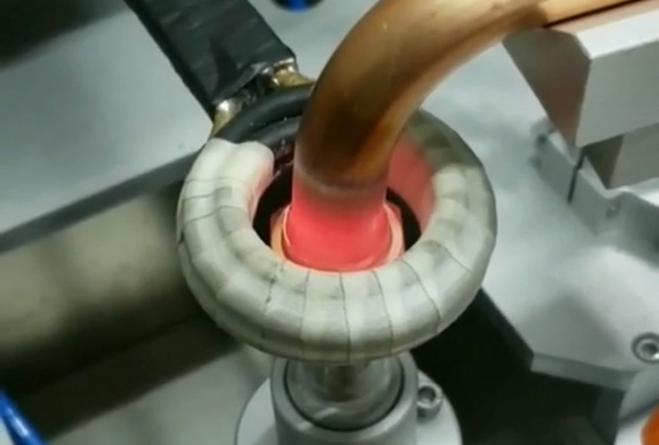手持式高頻焊機(jī)焊接銅管 高頻加熱機(jī)專為銅管焊接而生