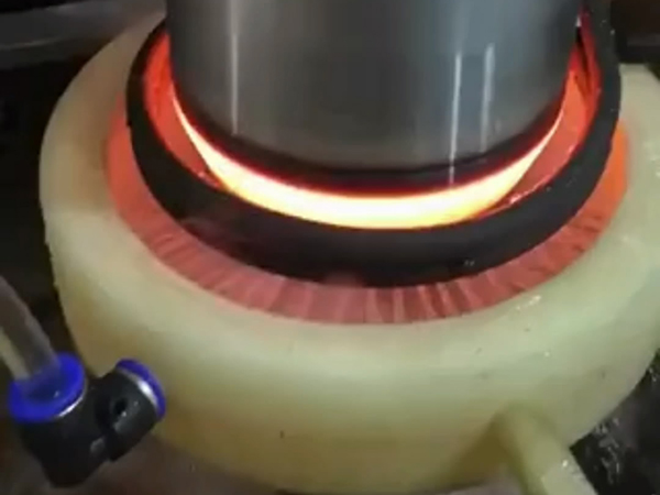 高頻淬火機(jī)床對軸表淬火熱處理