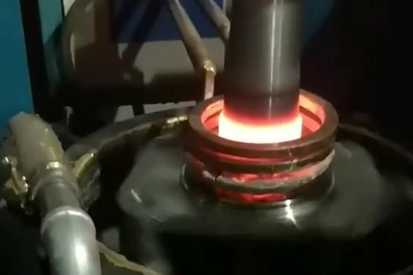 感應加熱設備淬火爐。